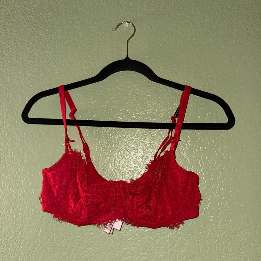 Victoria's Secret Red Lace Bra Intimates